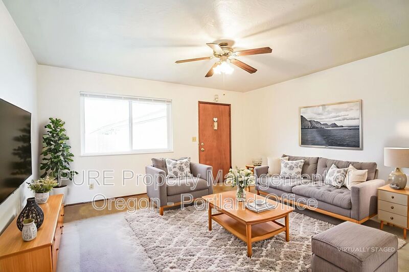 Milwauikie House: 8011 SE Otty Road