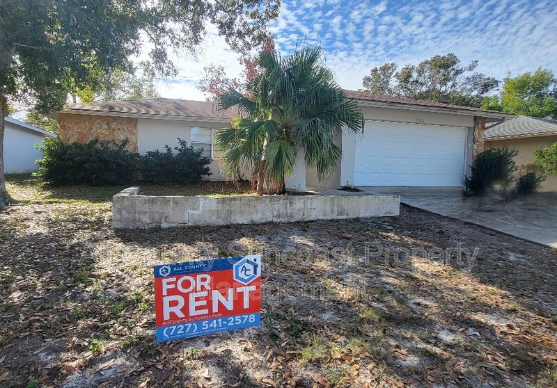 Palm Harbor House: 2606 Country Grove Blvd