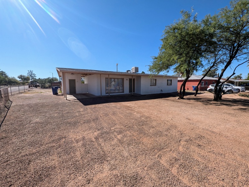 Tucson House: 5034 E 17th St