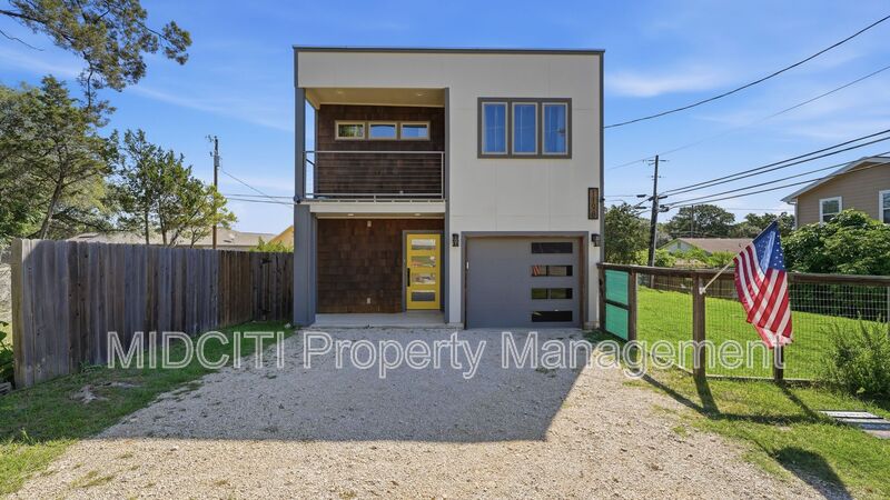 Canyon Lake House: 1198 Green Hill Dr