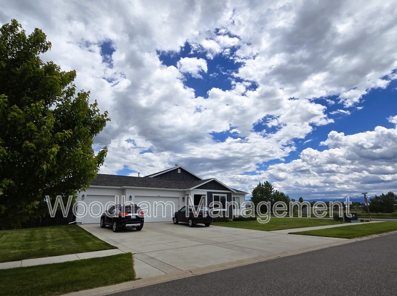 Bozeman House: 98 Caitlin Road