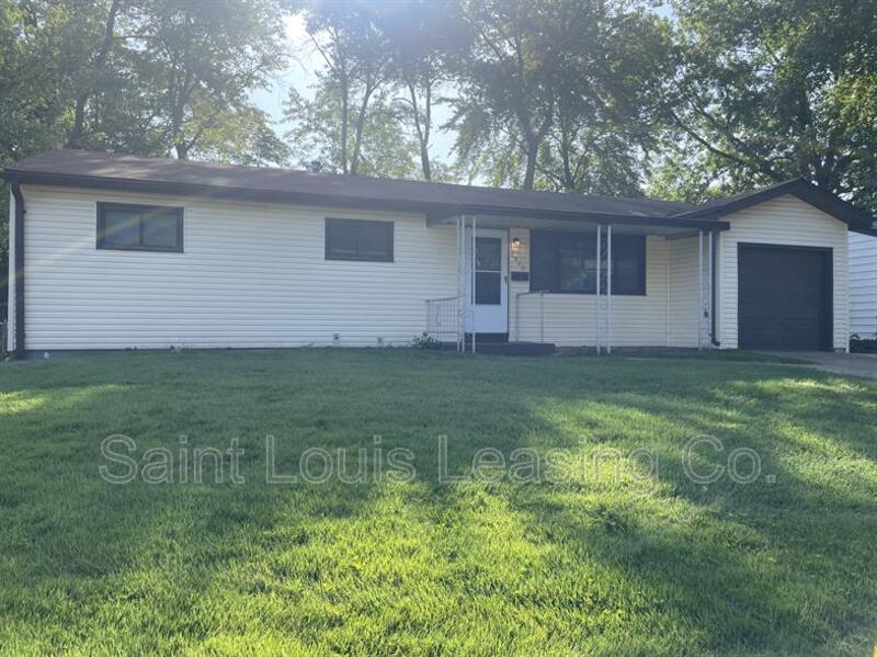 Request a Viewing for 1040 S Waterford Dr Tenant Turner