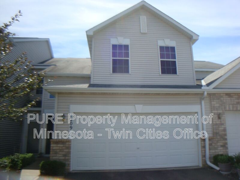 Stillwater Townhome: 1209 Timber Way