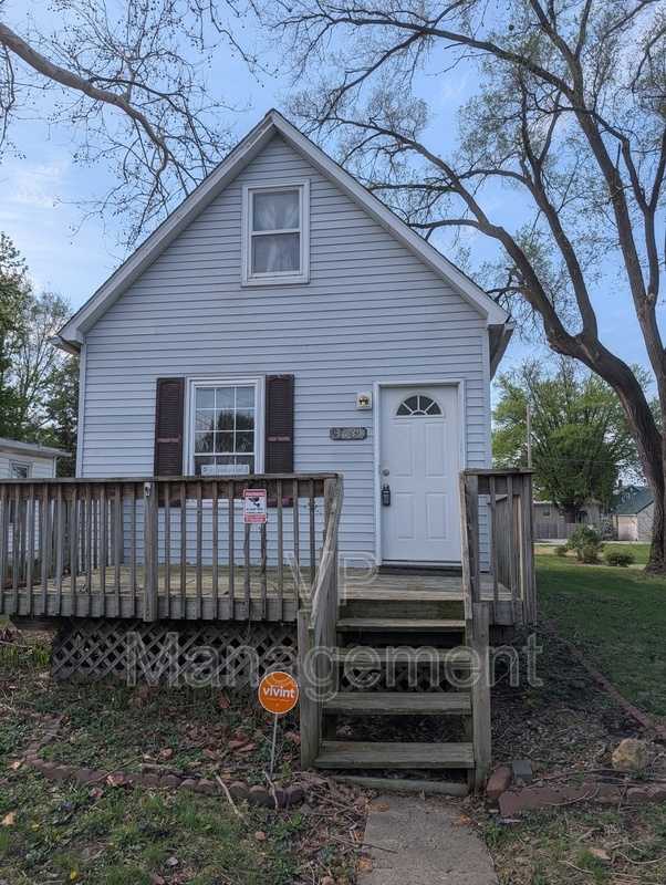 Davenport House: 3631 Homestead