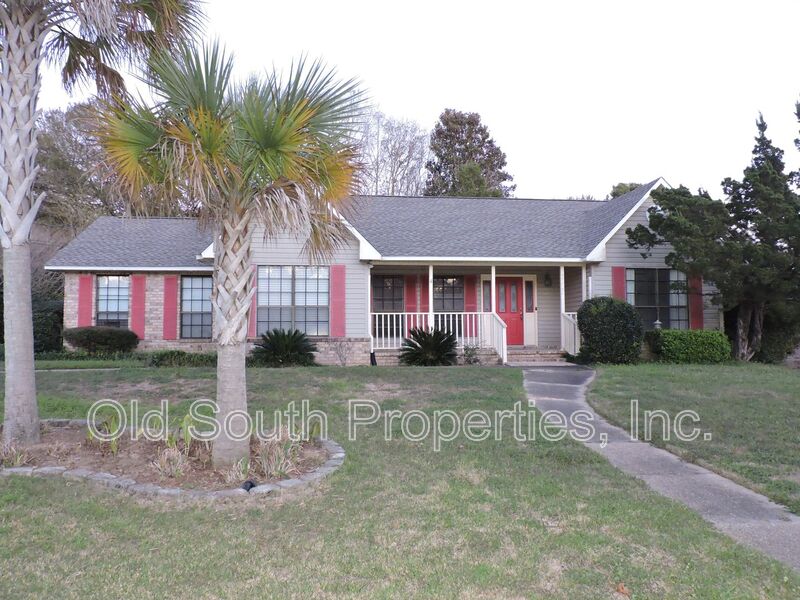 Cantonment House: 3223 Windmill Cir