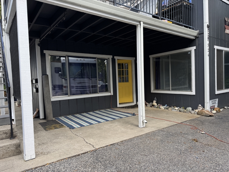 Grass Valley Condo: 526 Mill St - B