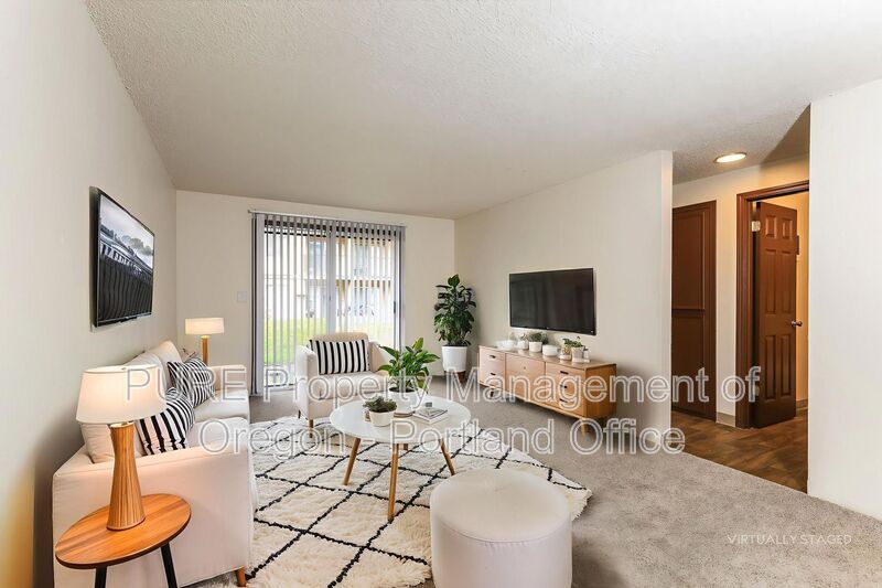 Portland Apartment: 14124-14212 NE Sandy Blvd