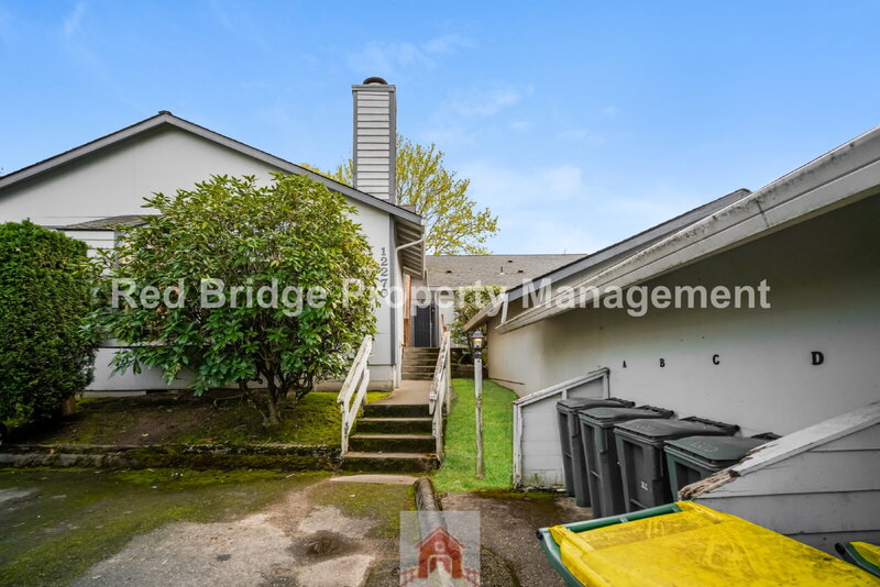 Beaverton Condo: 12270 SW Gingham Lane
