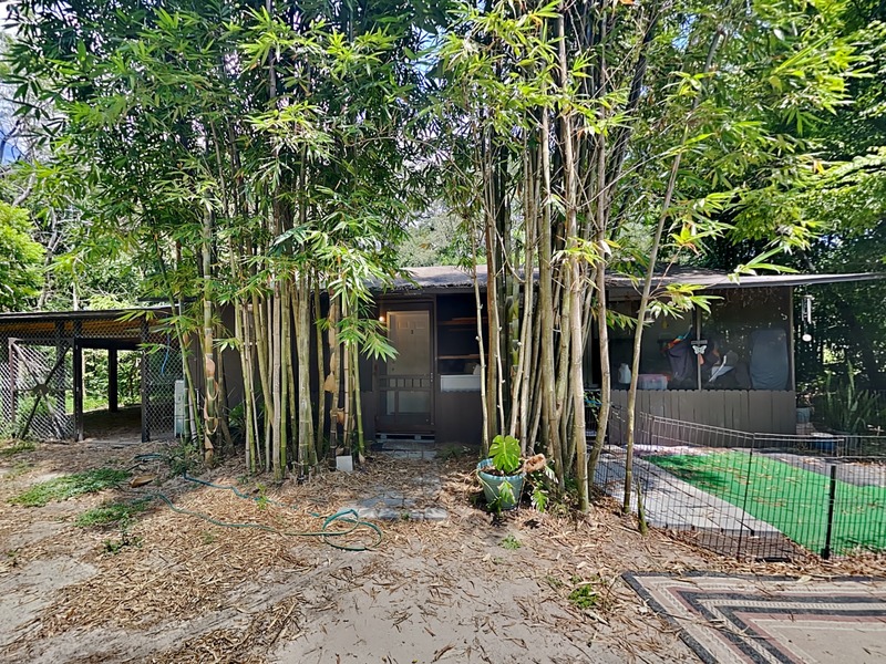 Casselberry House: 1431 Seminola Blvd