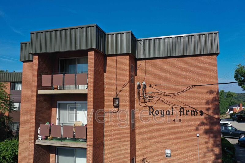 Glenshaw Condo: 1415 Mt Royal Blvd