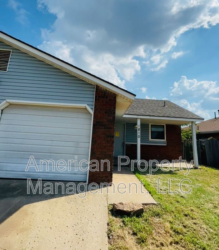 Tulsa House: P2-1Q- 1810 W. 58th St S