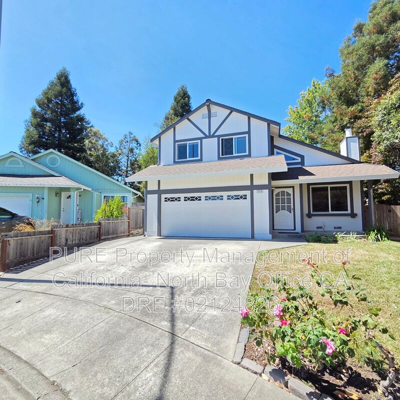 Rohnert Park House: 1310 Megan Place