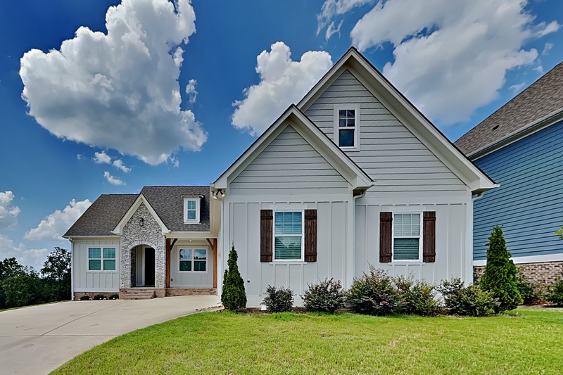 Pelham House: 1121 Camellia Ridge Dr