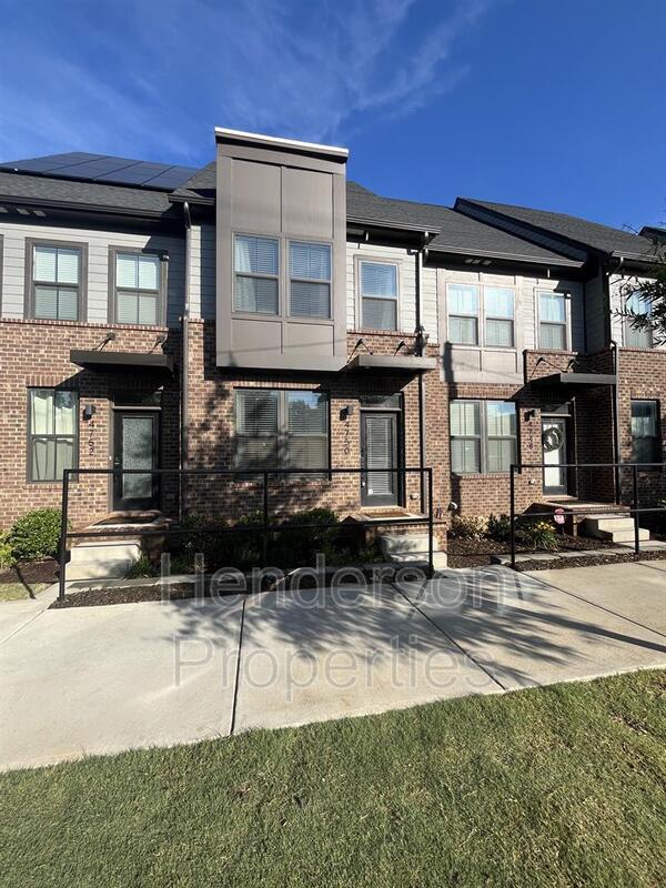 Charlotte House: 4750 Chastain Ave