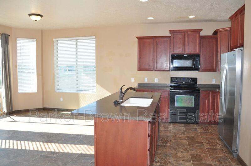 Request a Viewing for 99 W Condor Rd Tenant Turner