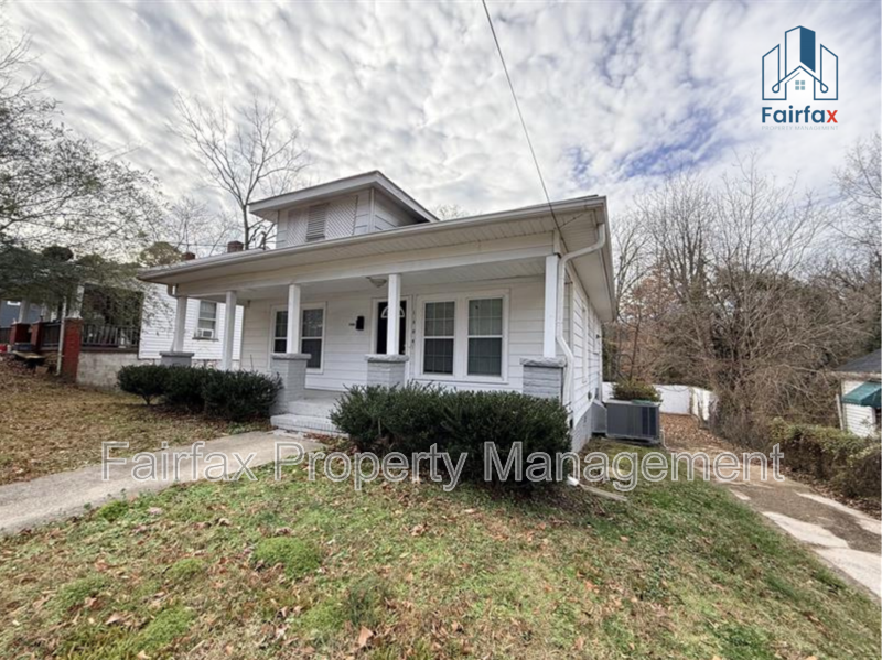 Durham House: 1504 Concord Street