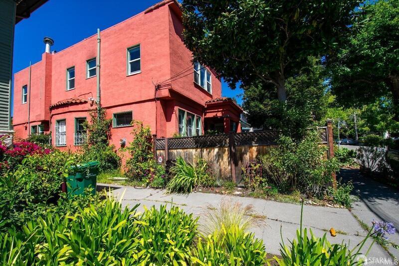 Oakland Condo: 652 65th Street