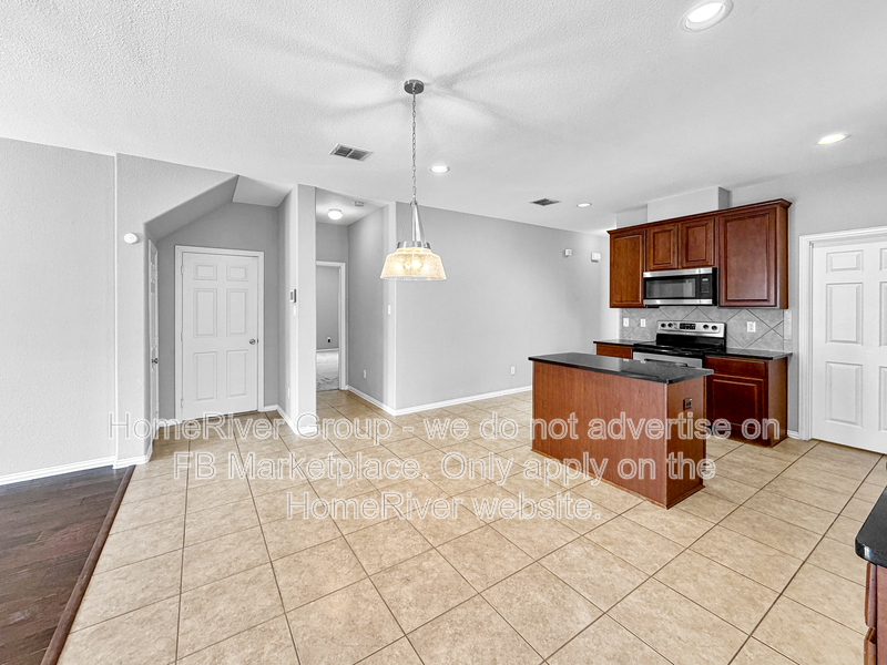 Frisco House: 13336 Roadster Dr