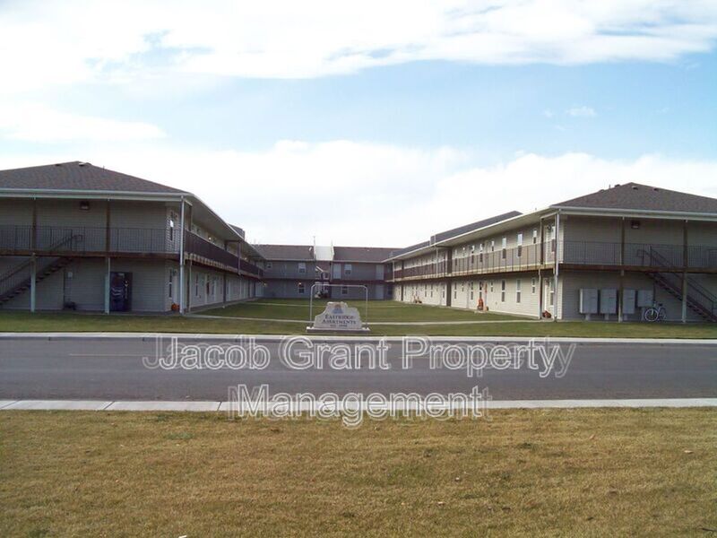 Ammon House: 1378 Curlew Avenue