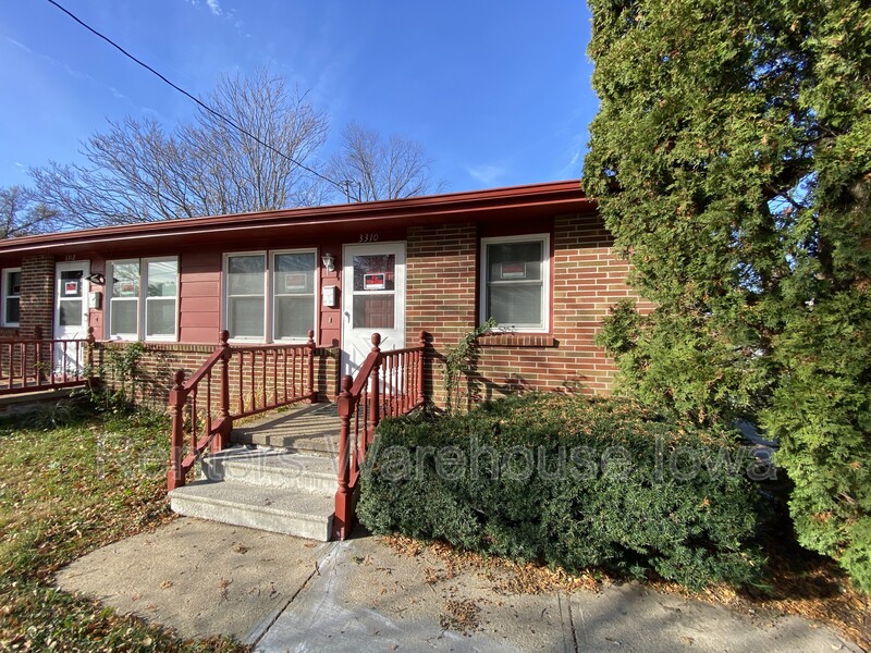 Des Moines House: 3310 SE 5th St