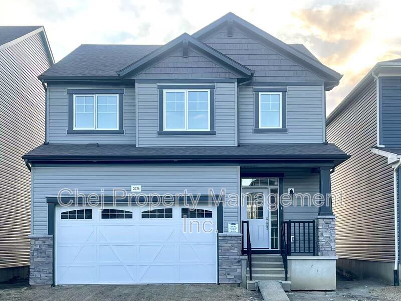 Edmonton House: 2036 208 St NW