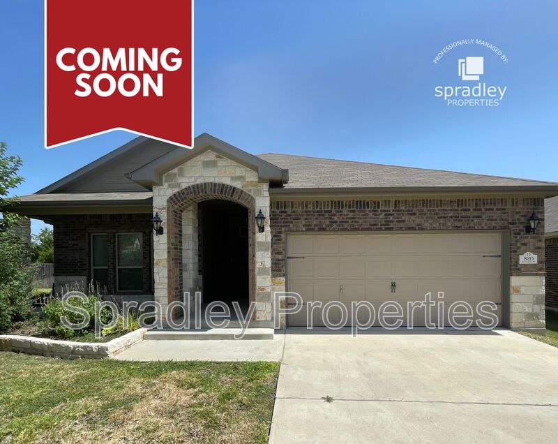 Temple House: 820 Glenstone Dr