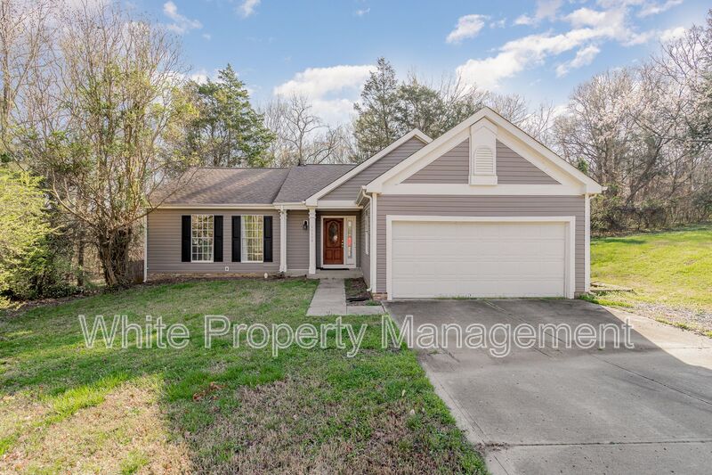 Charlotte House: 11100 Deerpath Court