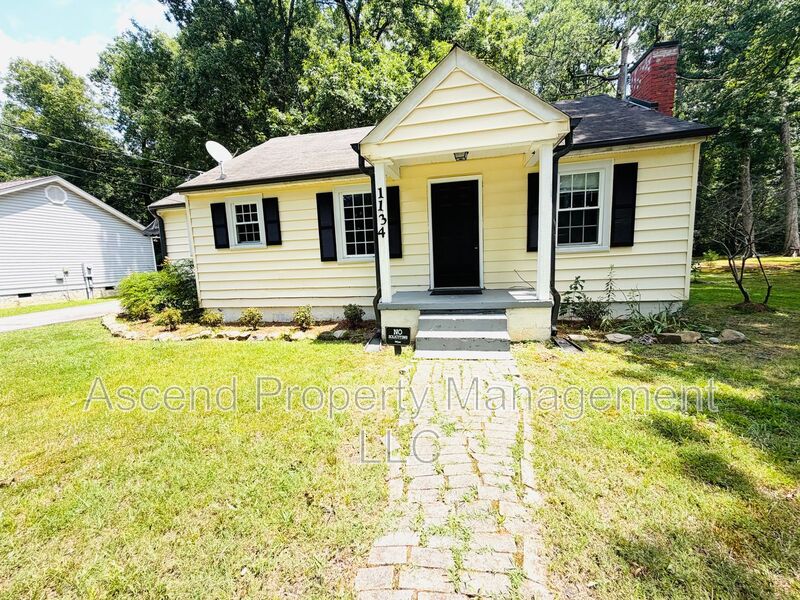 Chattanooga House: 1134 McDonald Dr