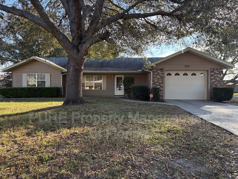 Ocala House: 3971 NE 4 Terrace