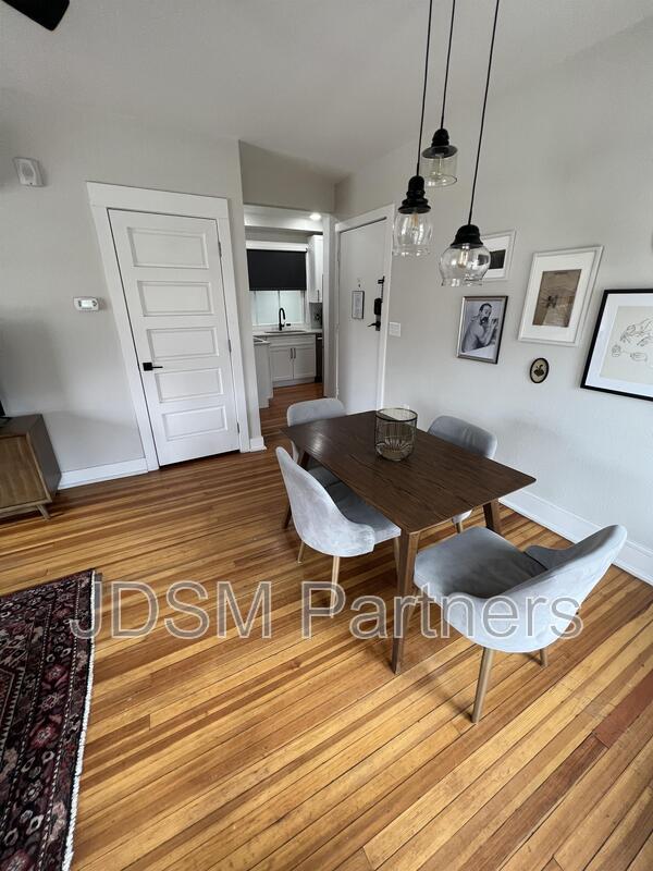 Denver House: 630 East 16th Avenue