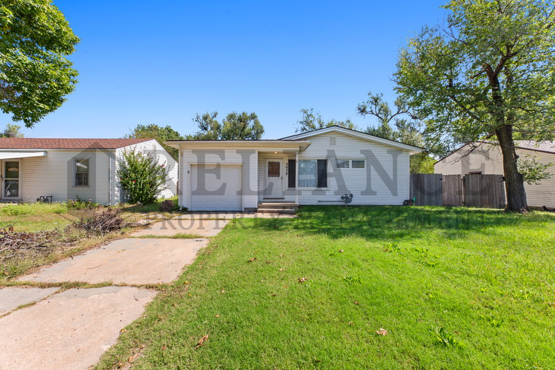 Wichita House: 3026 S Vine