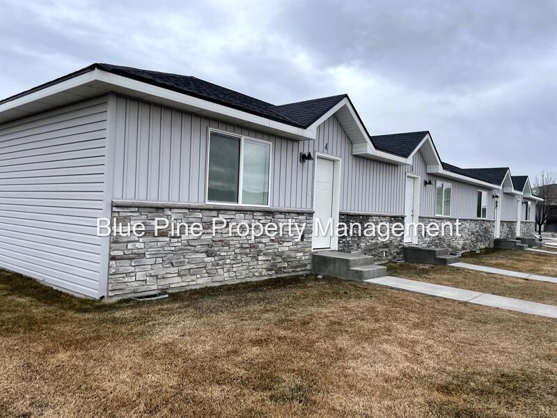Shelley Condo: 170 Opal Court