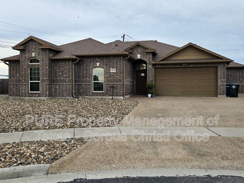 Corpus Christi House: 7202 Pink Cadillac Dr
