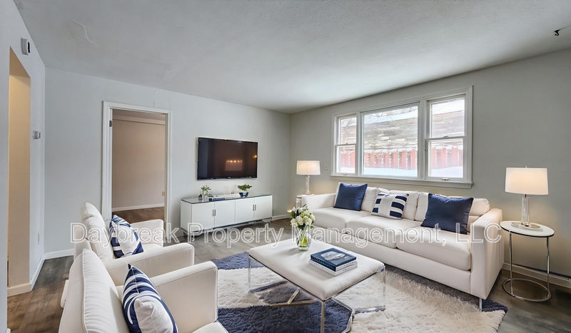 Fargo Condo: 811 7th Ave N #4