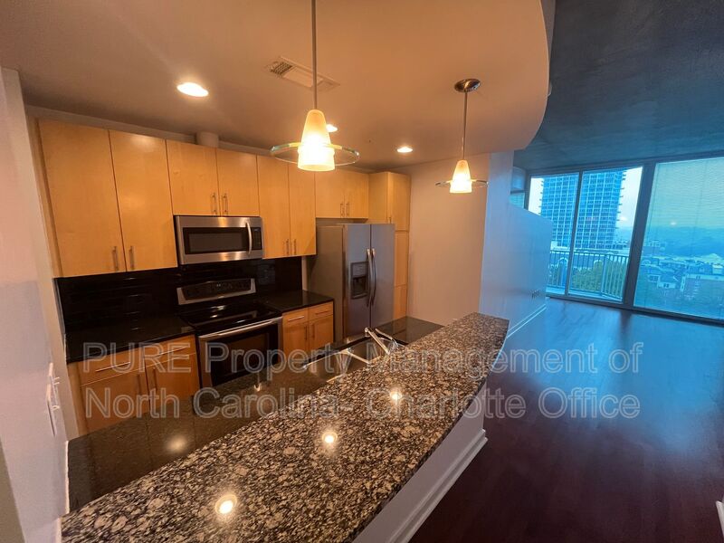 Charlotte Condo: 210 North Church Street