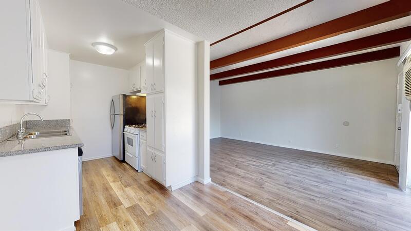 Los Angeles Condo: 425 North Hobart Blvd. - 207