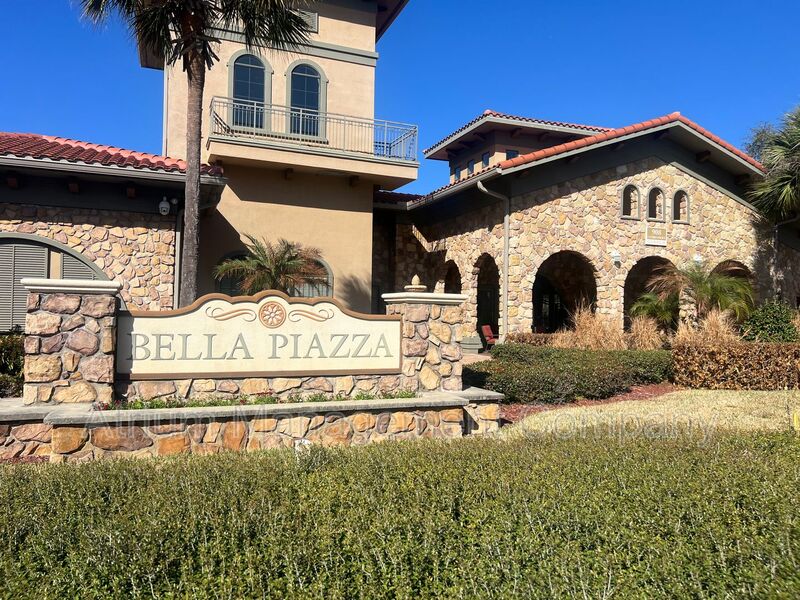 Davenport House: 903 Charo Pkwy