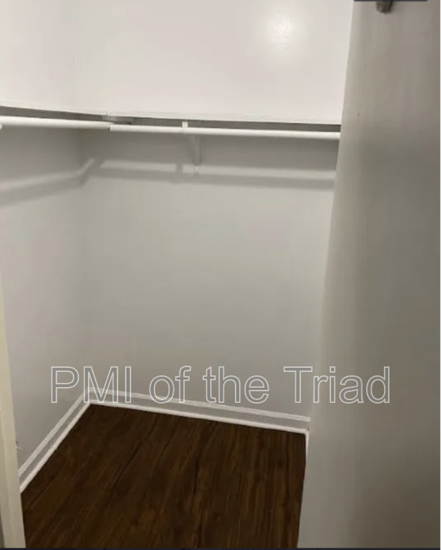 Winston Salem Condo: 1600 Oak Croft Ct