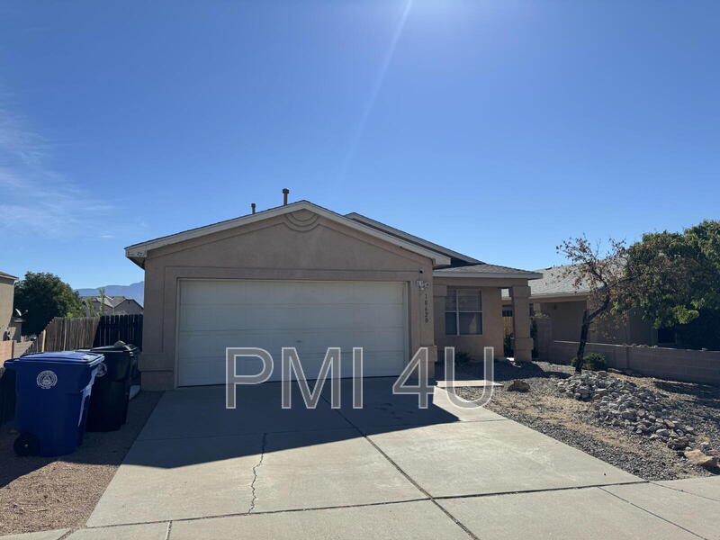 Albuquerque House: 10620 Rio Del Sole Ct NW