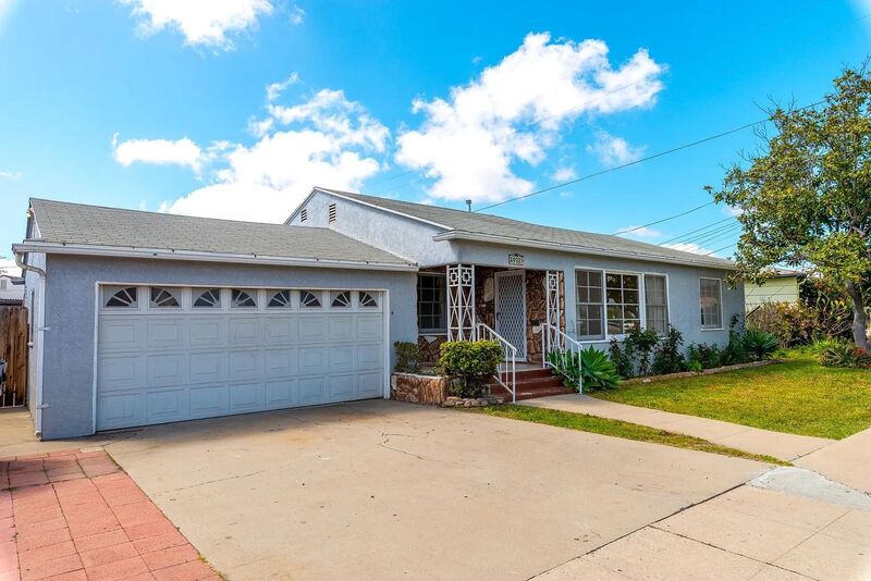 San Diego House: 4988 63rd Street