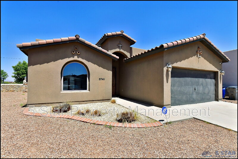 El Paso House: 3741 Loma Adriana !!