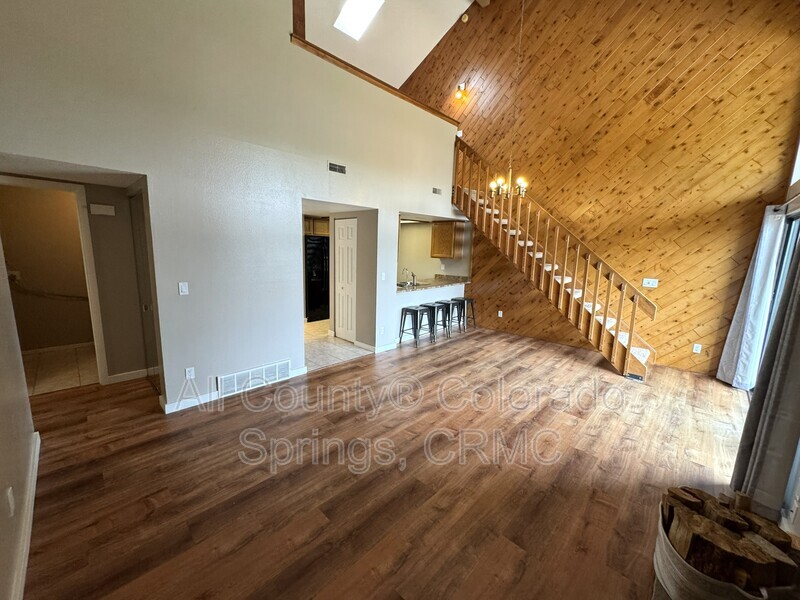Main Rental Photo 17
