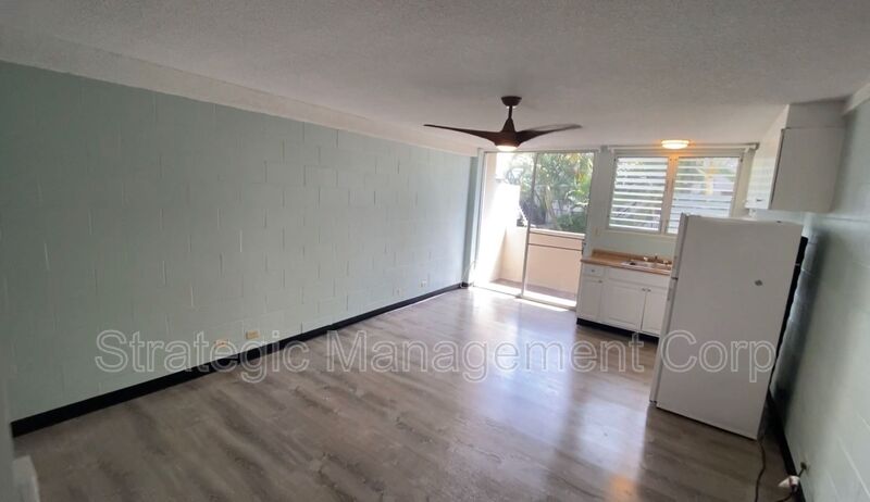Kailua Condo: 82 Kihapai Street