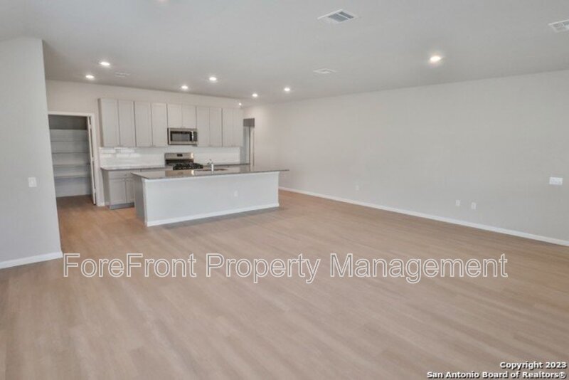 12023 Links Parkway San Antonio TX 78221 - Photo 15