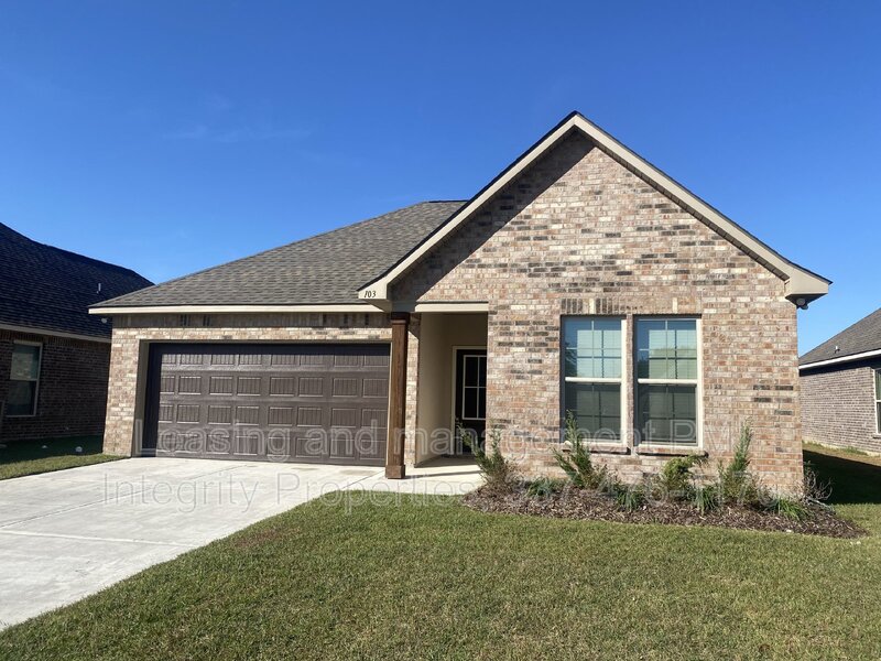 Youngsville House: 103 Tenor Street