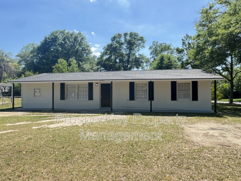 Columbus House: 5004 Kingston Dr