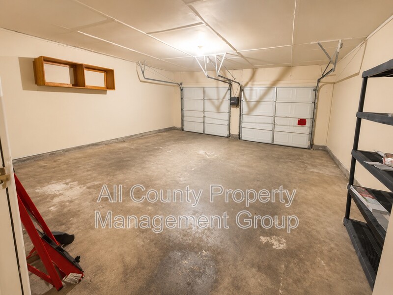 Main Rental Photo 17