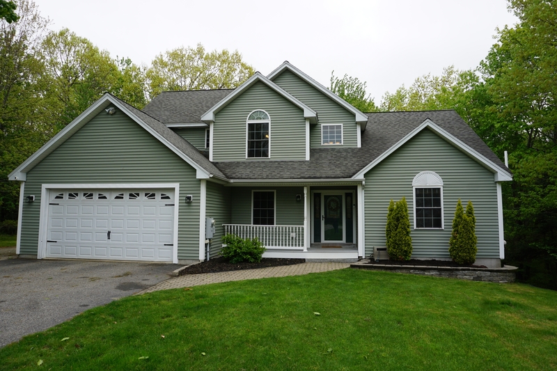 Sanford House: 60 Rockwood Drive