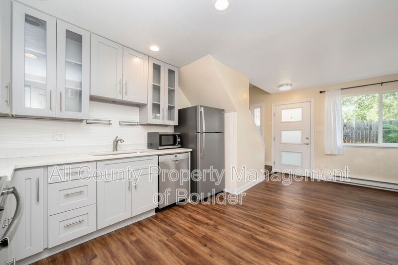 Main Rental Photo 6