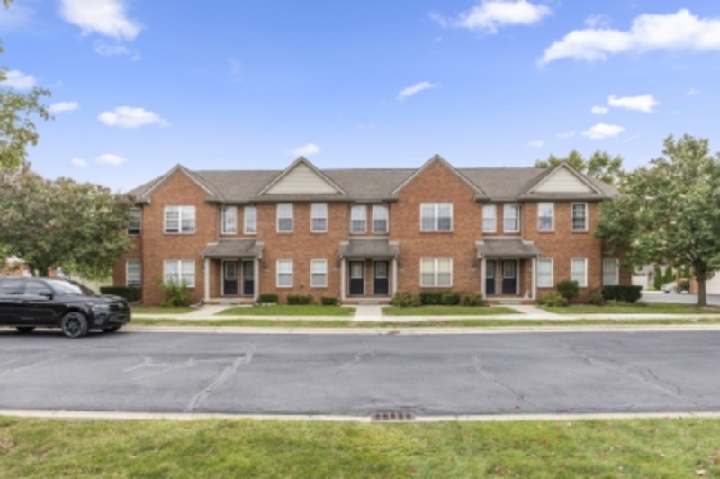 Southgate Condo: 13165 Turnberry